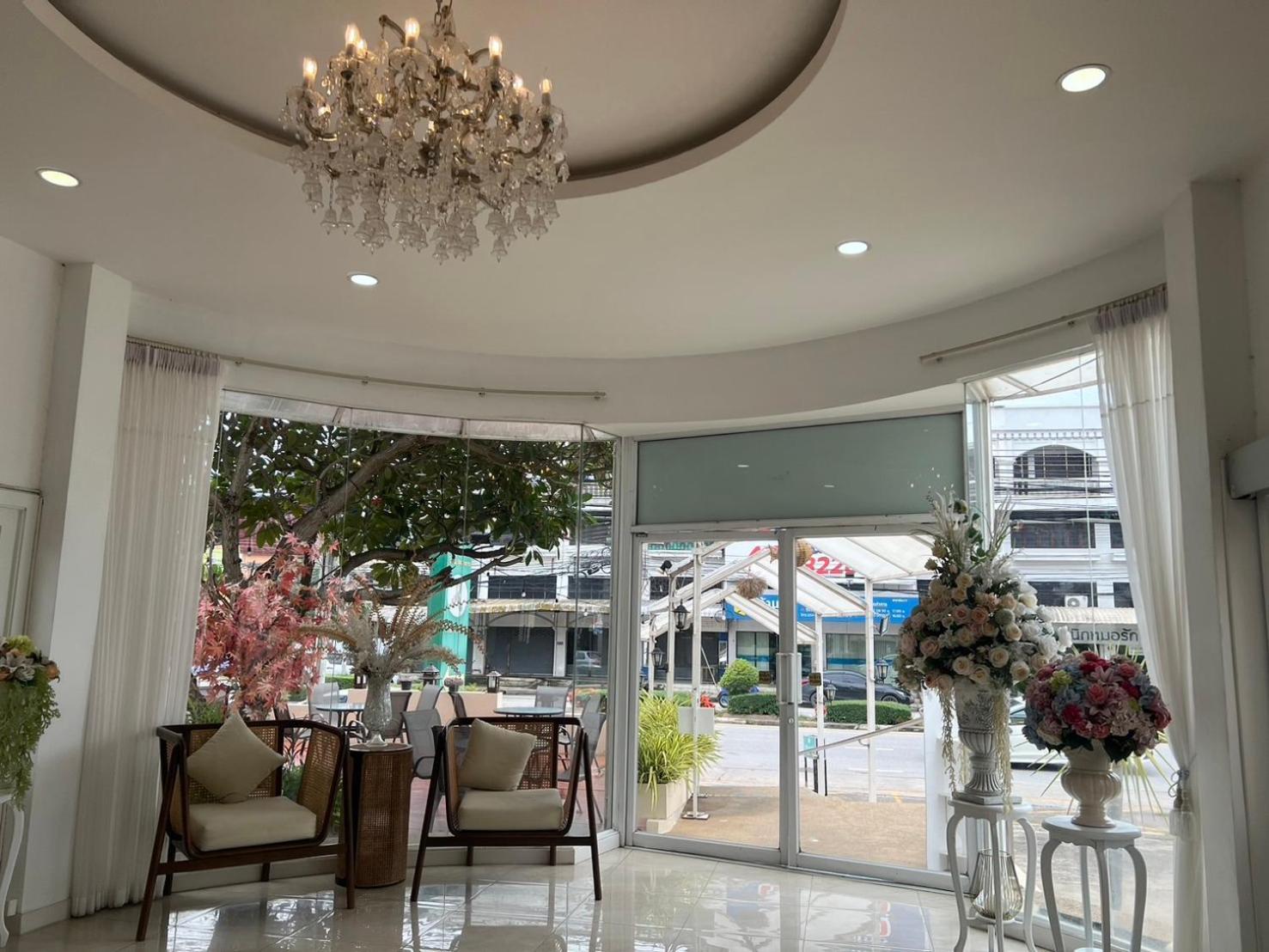 Regent Lodge Lampang Exterior foto