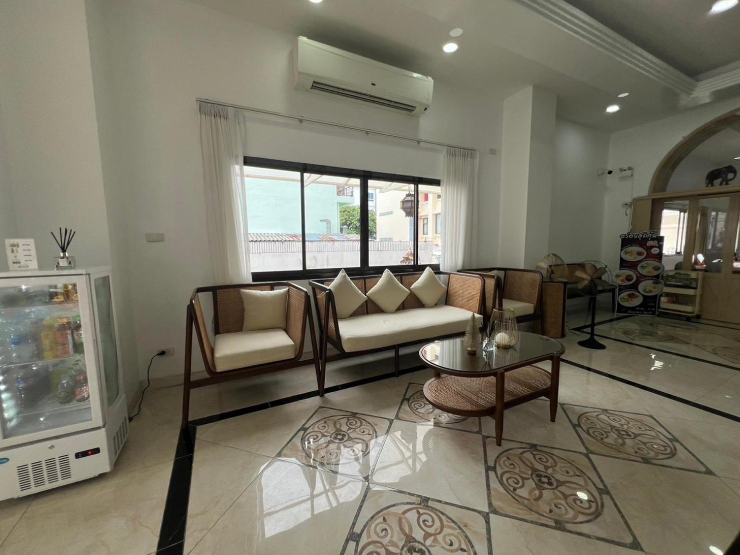 Regent Lodge Lampang Exterior foto